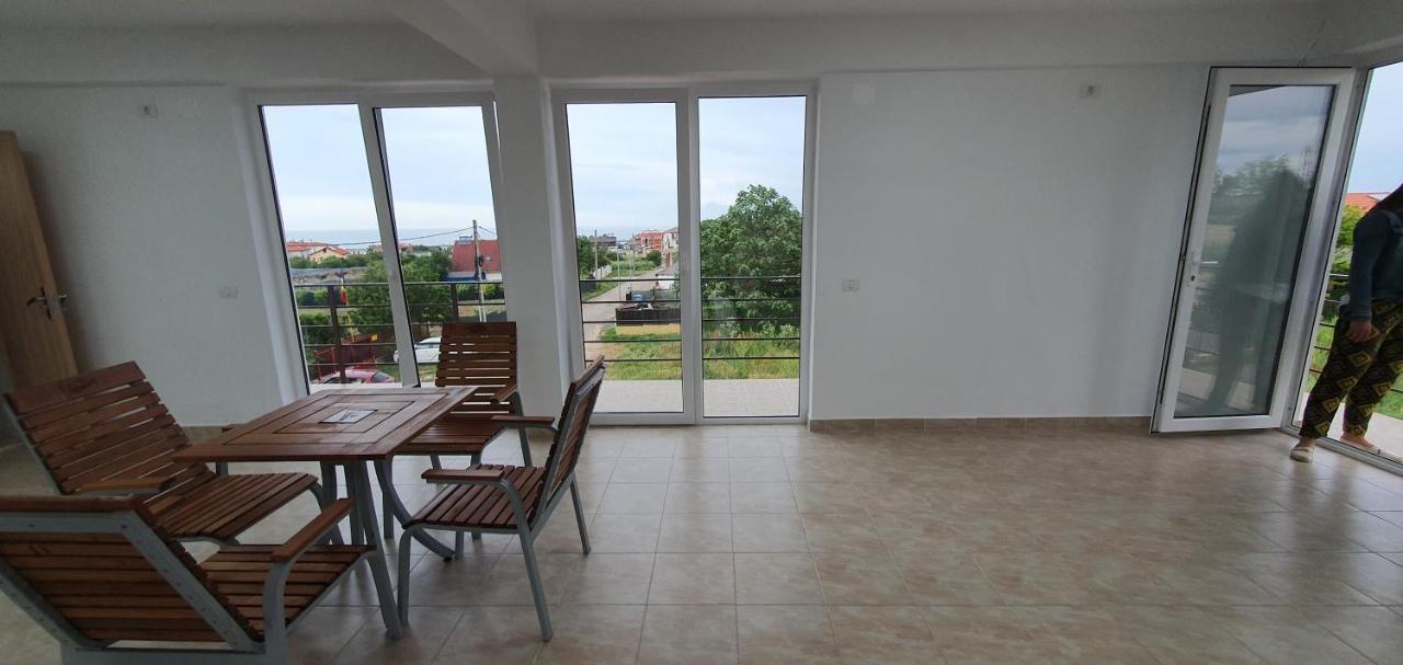 Ema Hotell Vama Veche Exteriör bild