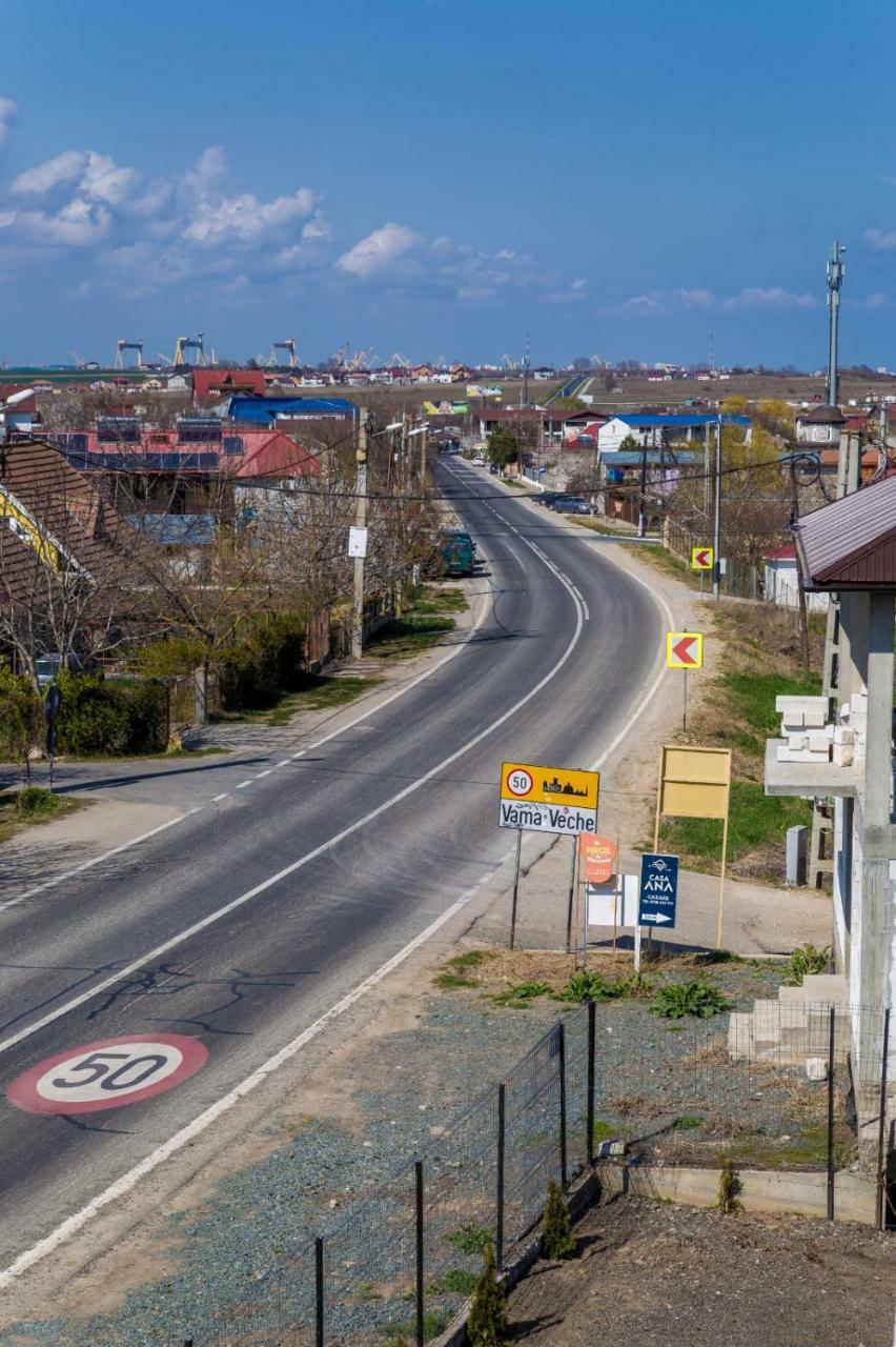 Ema Hotell Vama Veche Exteriör bild