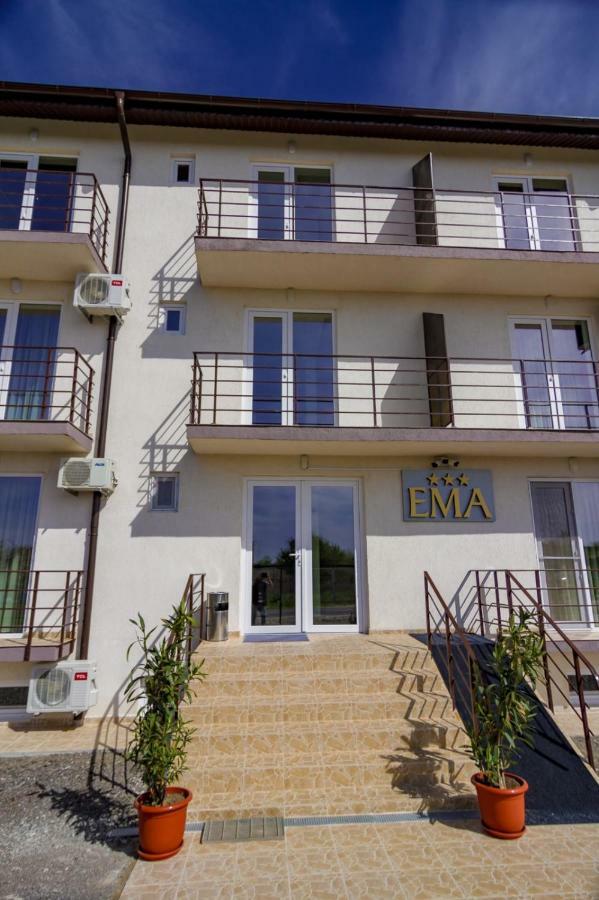 Ema Hotell Vama Veche Exteriör bild