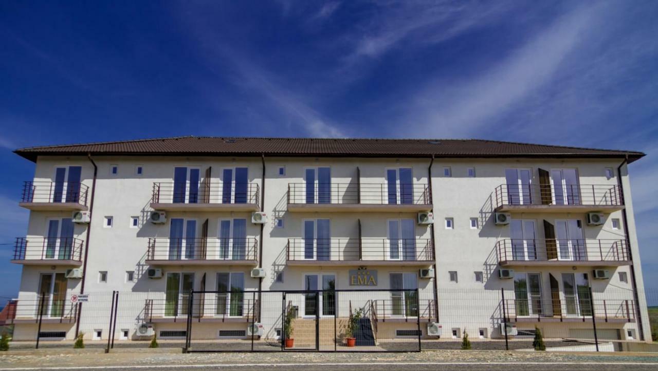 Ema Hotell Vama Veche Exteriör bild